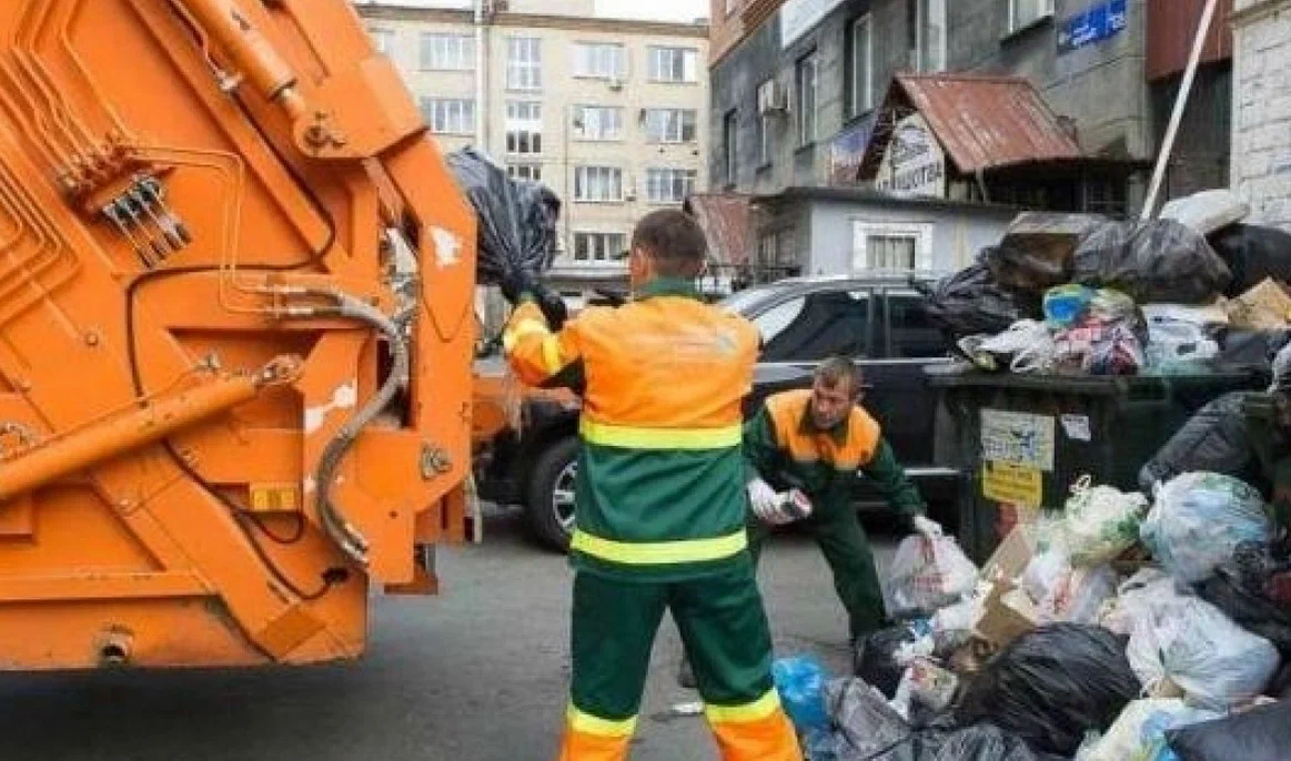 Срочный вывоз мусора в Кузнецке от ПроМусор — заказ день в день от 2971 руб., грузчики, цена