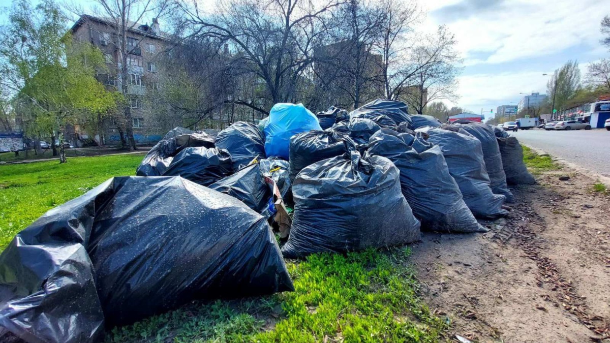 Вывоз и утилизация мусора после субботника в Кузнецке в октябре