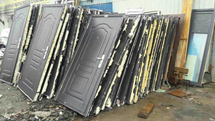 Вывоз металлических дверей с утилизацией в Кузнецке в октябре