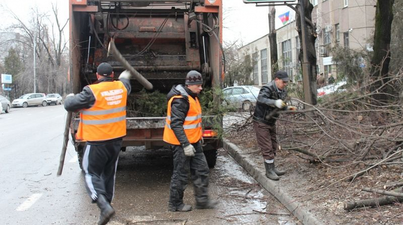 Уборка после стихийного бедствия в Кузнецке от 2971 руб